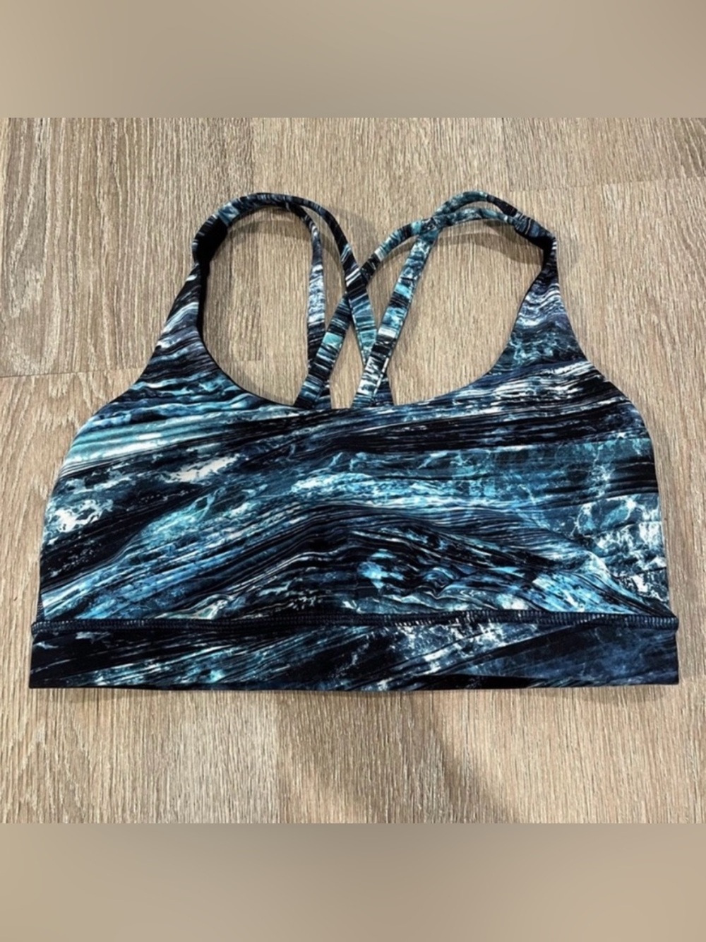 Lululemon Women Energy Bra Blue Black Marble Wave Size 8